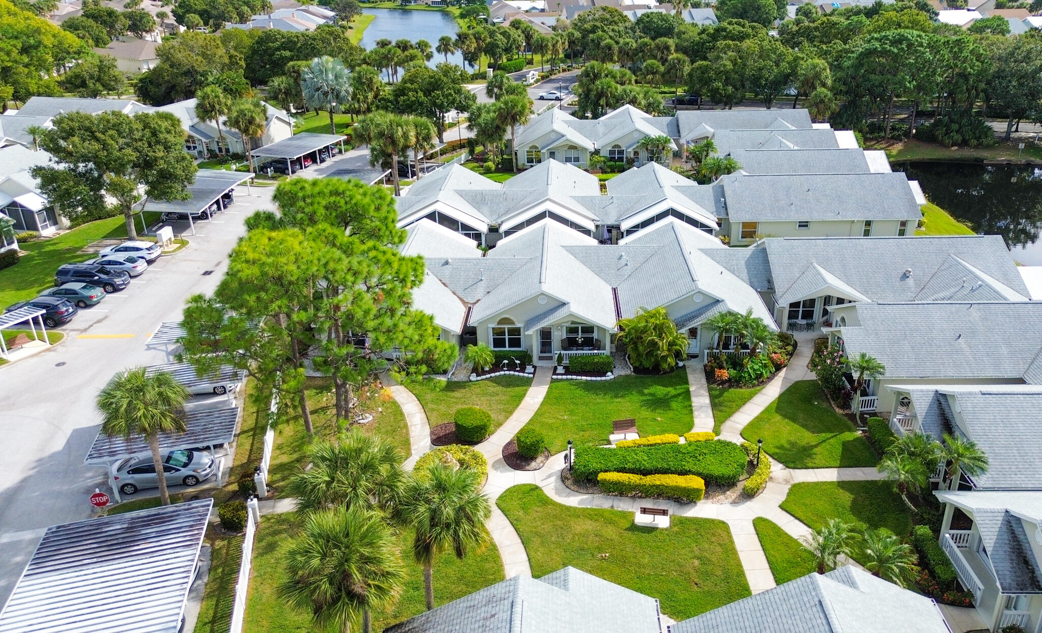 KINGS ISLE, ISLE OF LOMBA - Residential