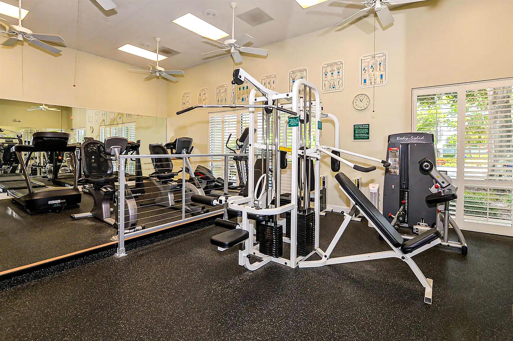 KINGS ISLE, ISLE OF LOMBA - Residential