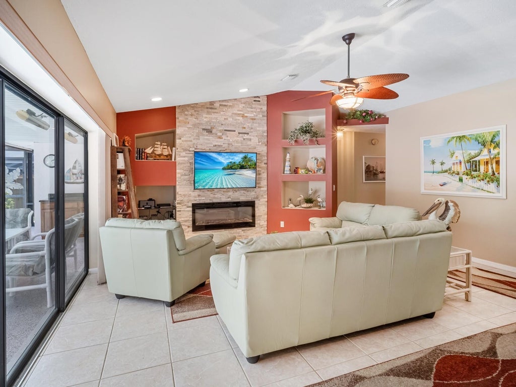 Photo of 725 SW Dalton Circle, Port Saint Lucie, FL 34953 (MLS # R10986112)