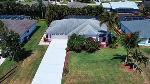 Single Family Residence in Port St Lucie FL 725 Dalton Circle Cir 26.jpg