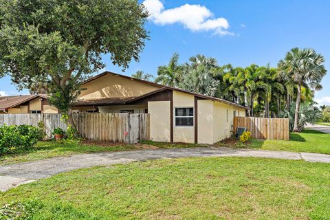 8667 Uranus Terrace, West Palm Beach, FL 33403 - #: R11129454