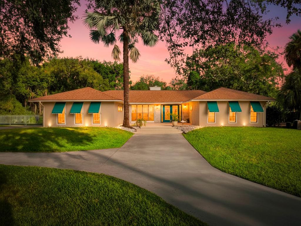 Photo of 3650 S 25th Street, Fort Pierce, FL 34981 (MLS # R11141828)