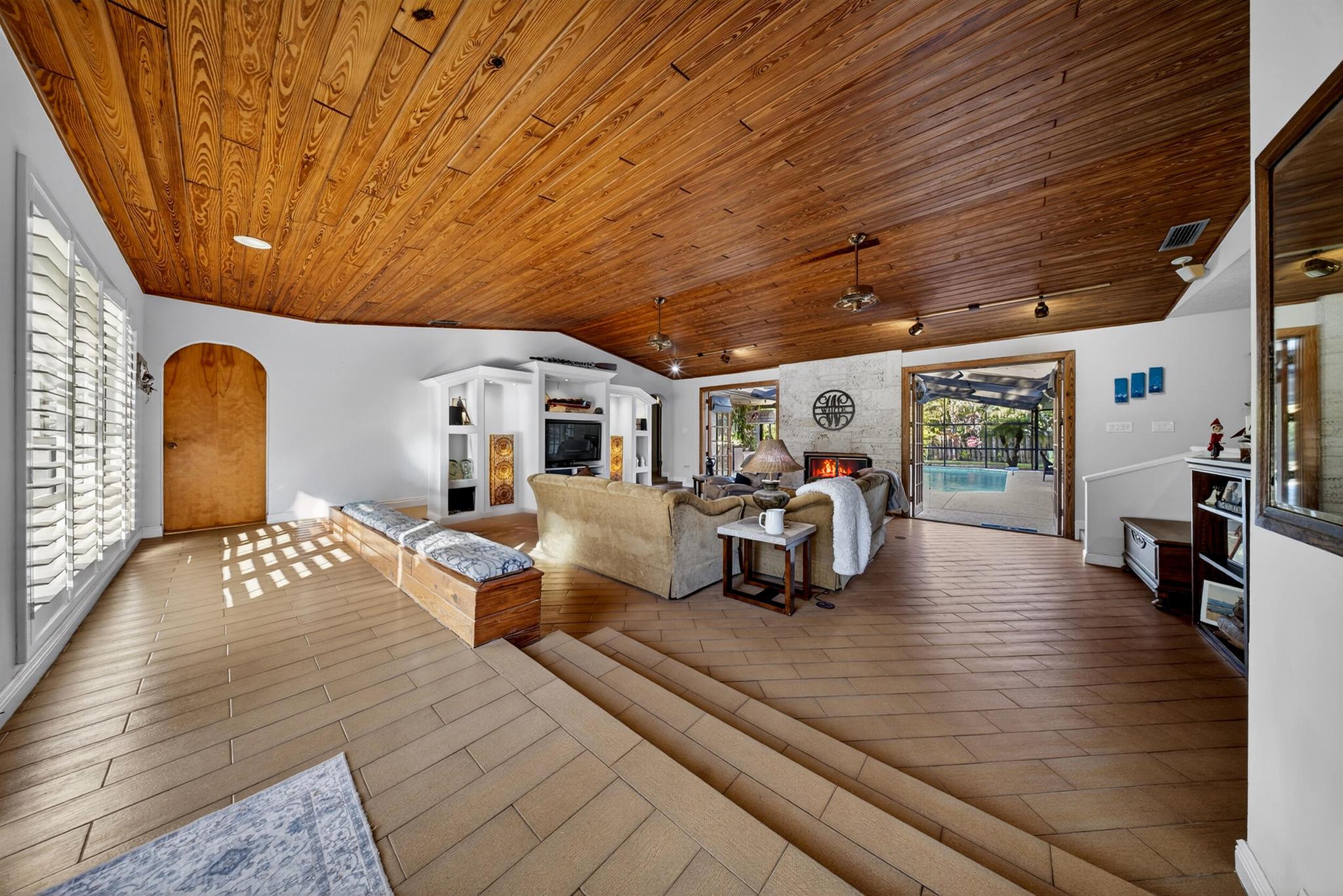 HAWLEY ACRES (UNRECORDED) - Residential