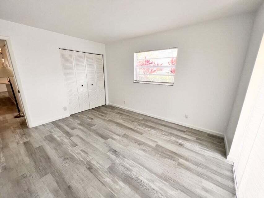 KINGS POINT - Residential