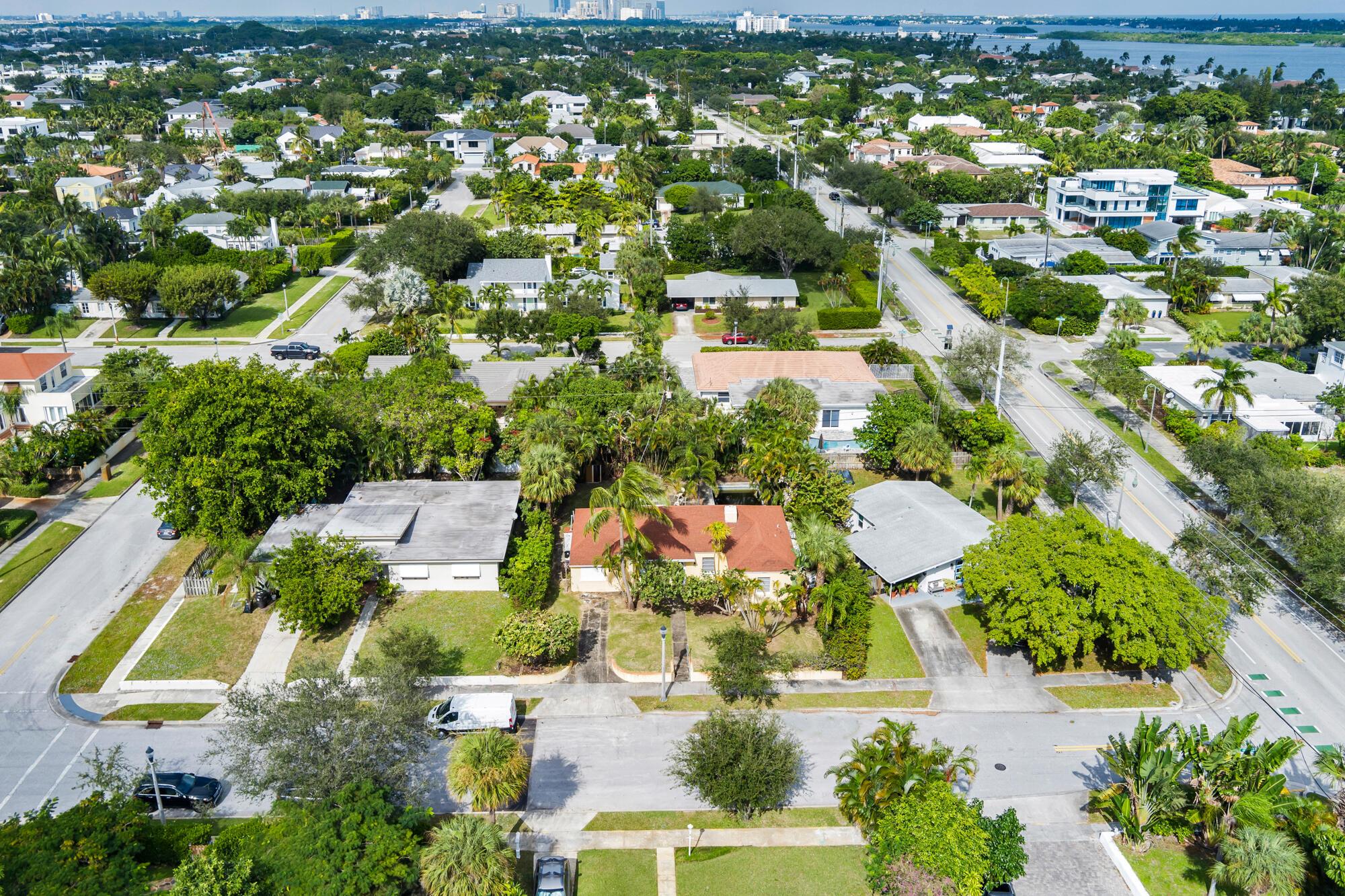 BROADMOOR SEC 2 - Residential