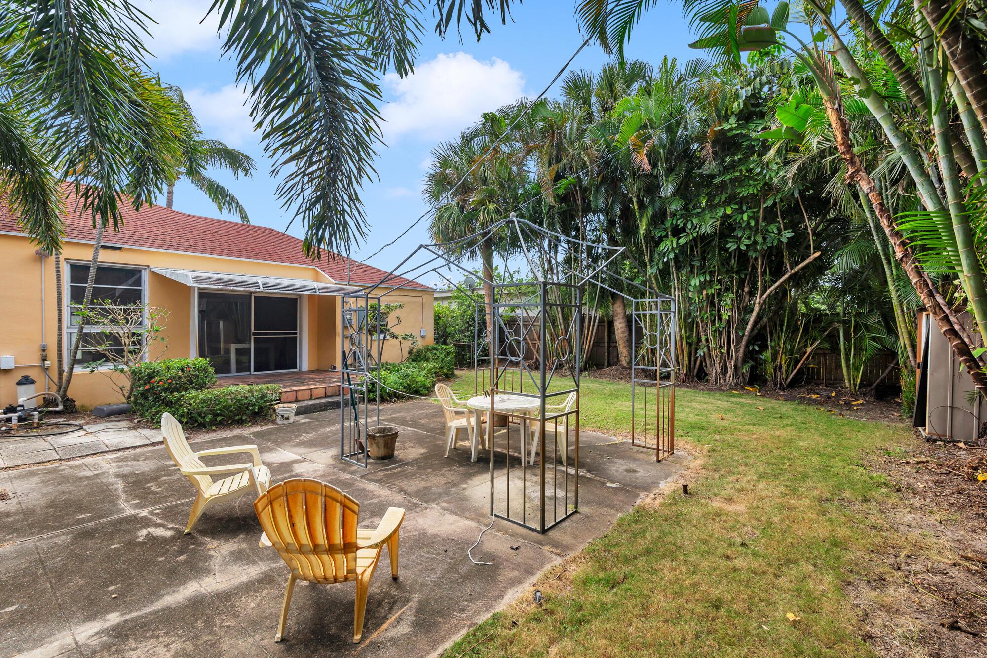 BROADMOOR SEC 2 - Residential