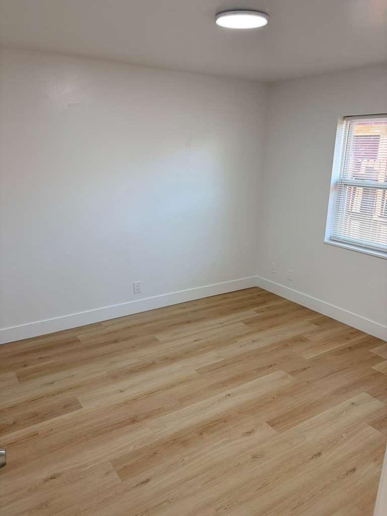 AVONDALE - Residential Lease