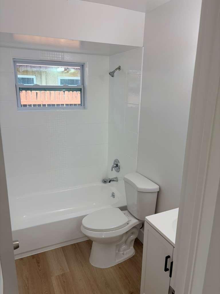 AVONDALE - Residential Lease