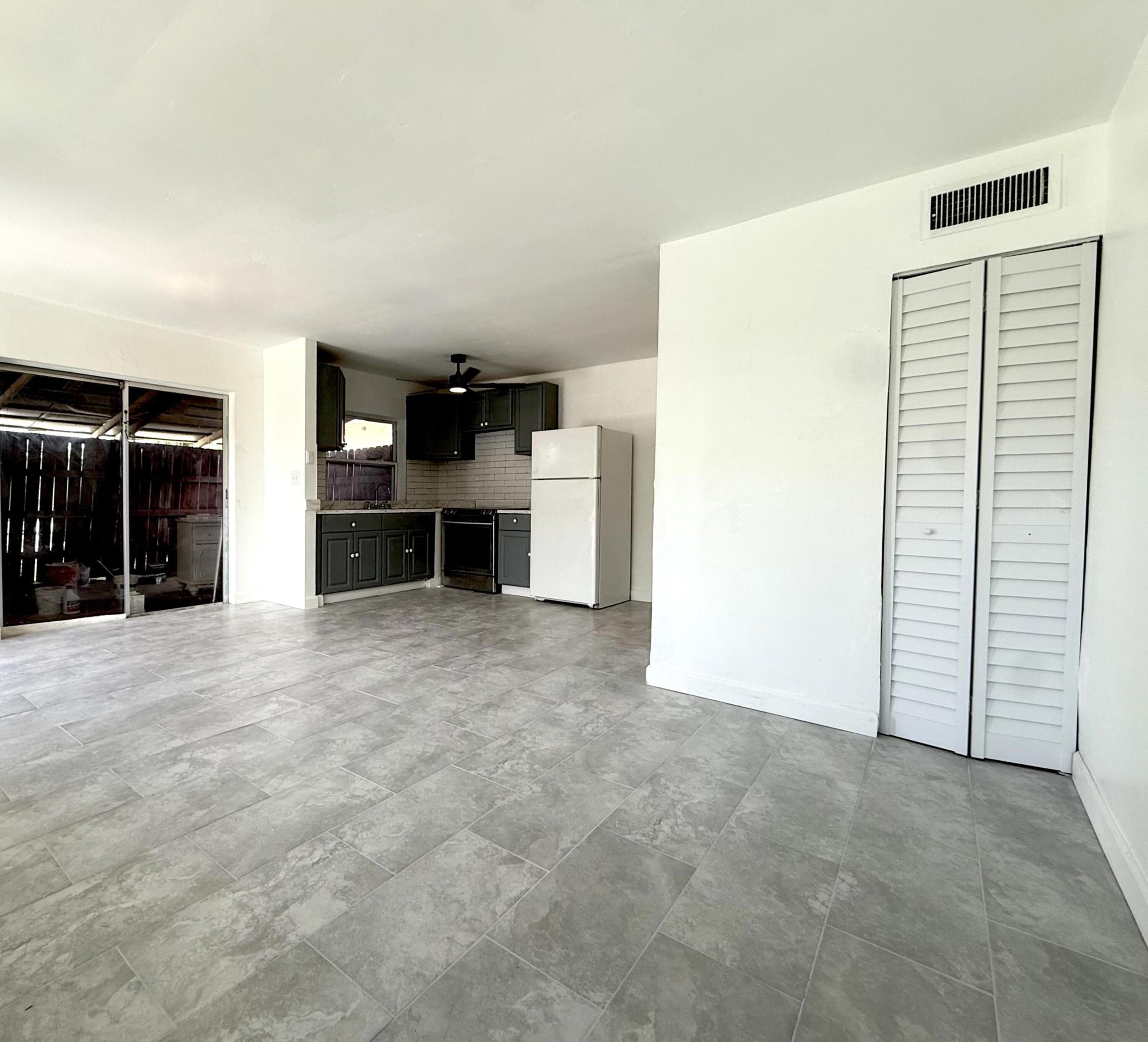 3100 NW 4th Avenue Apt 3