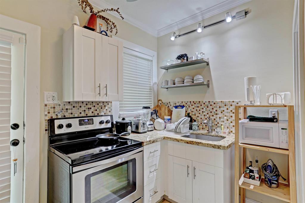 ERBS DAISY E ADD - Residential Income