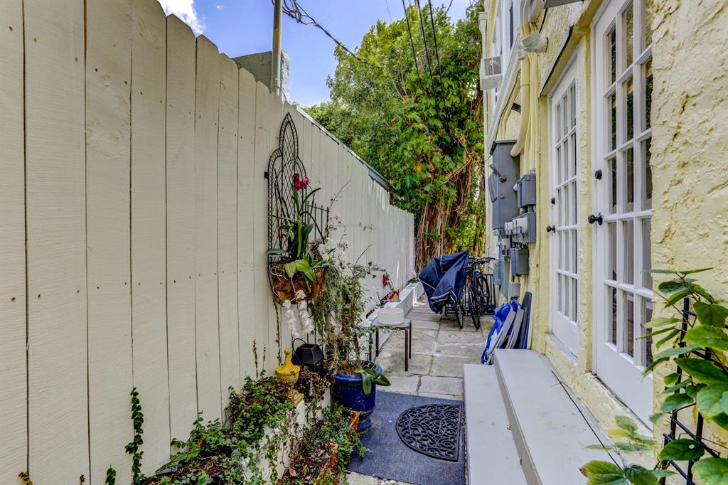 ERBS DAISY E ADD - Residential Income