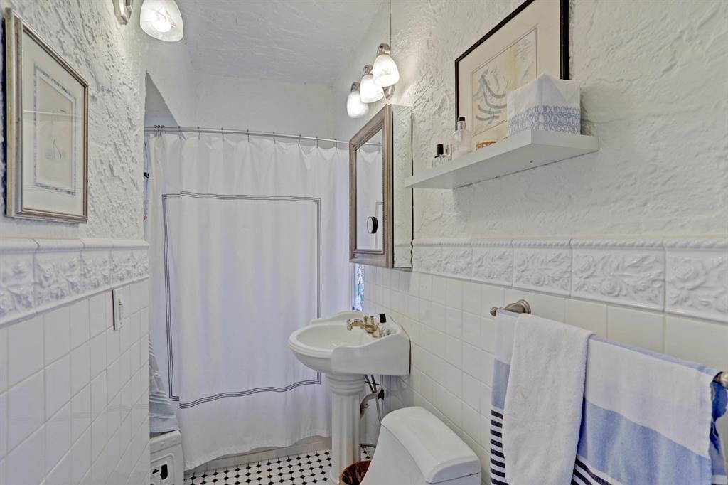 ERBS DAISY E ADD - Residential Income