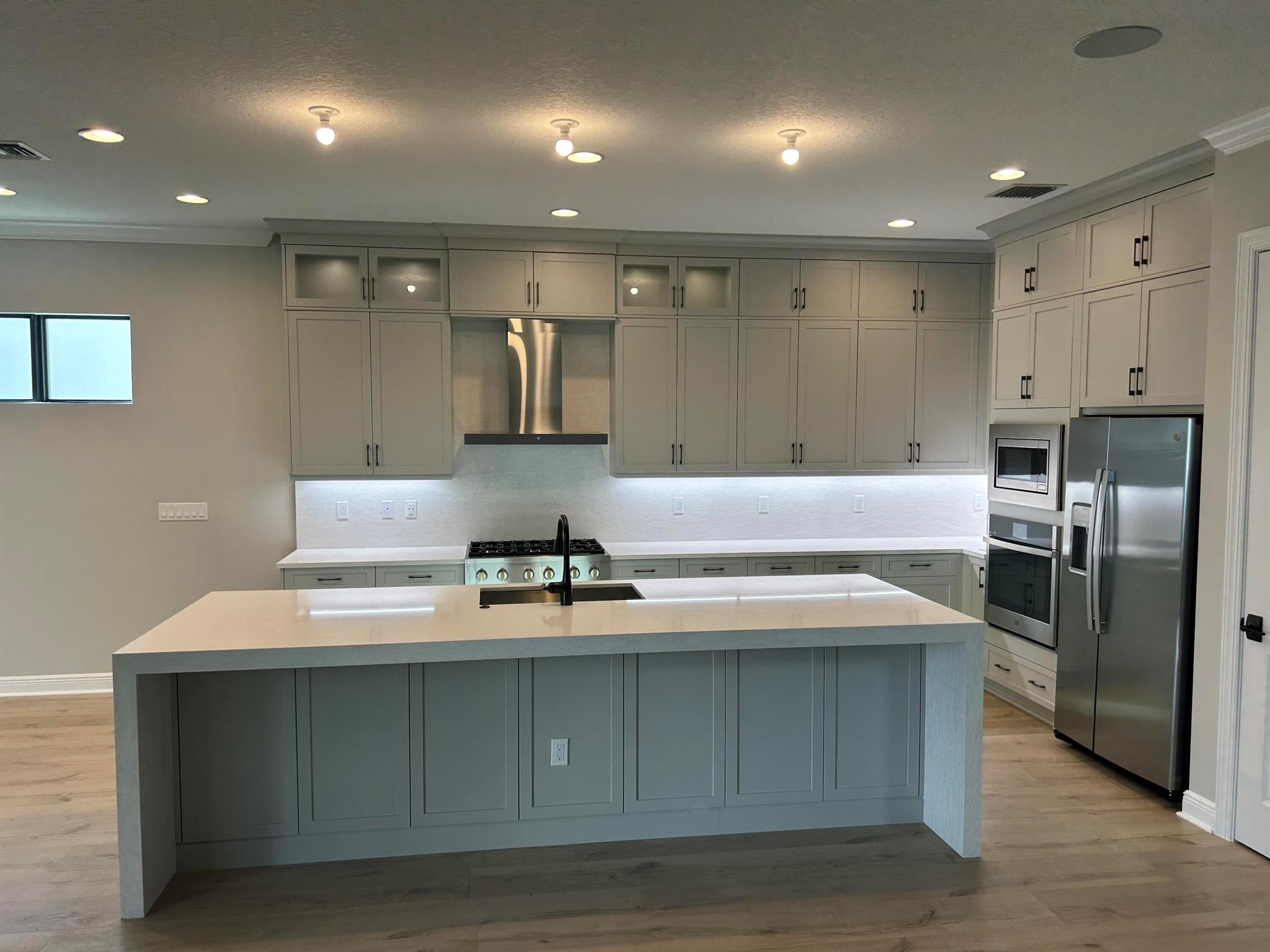 ALTON - Residential Lease