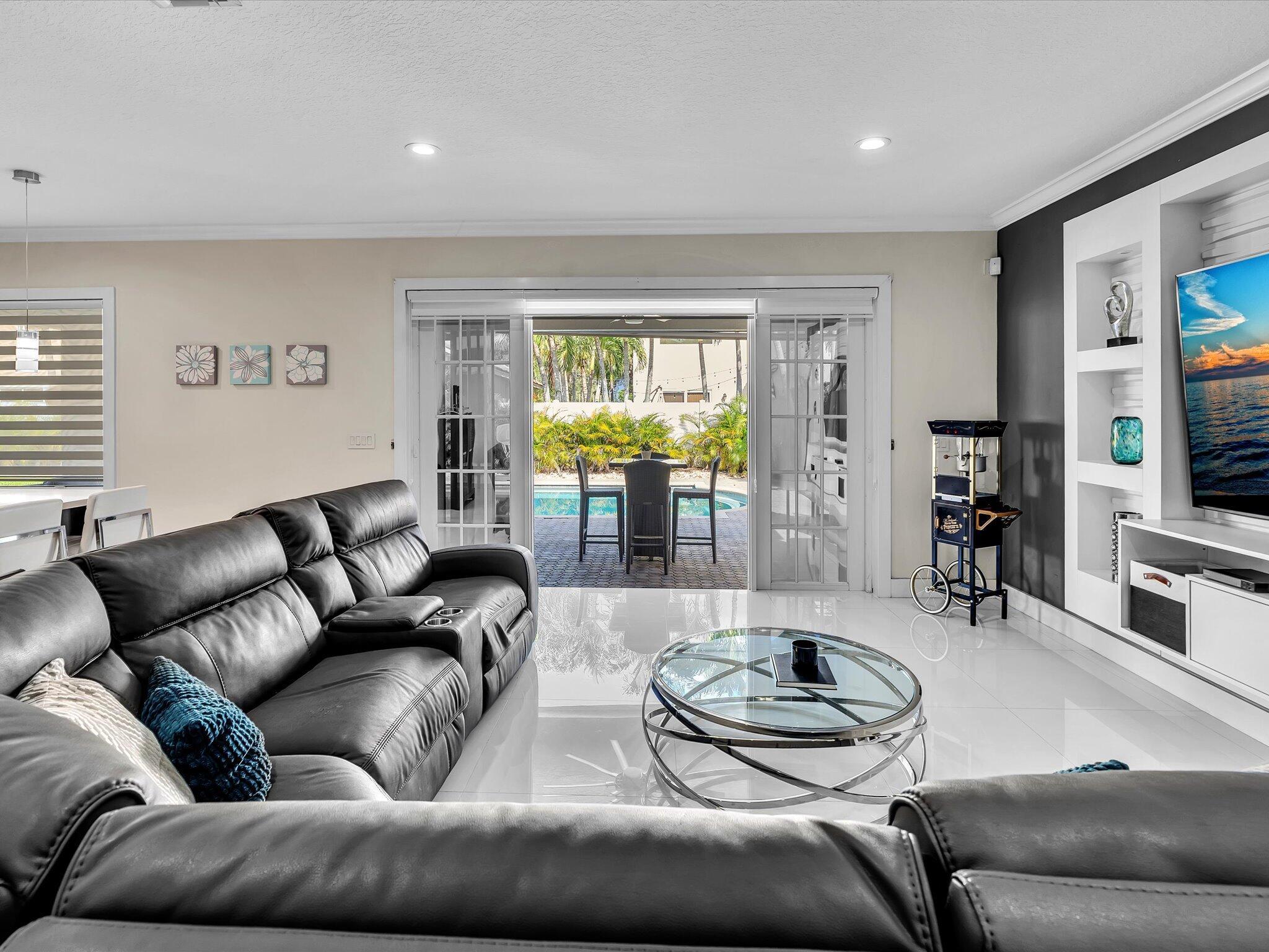 SILVER LAKES PH III PARCE - Residential