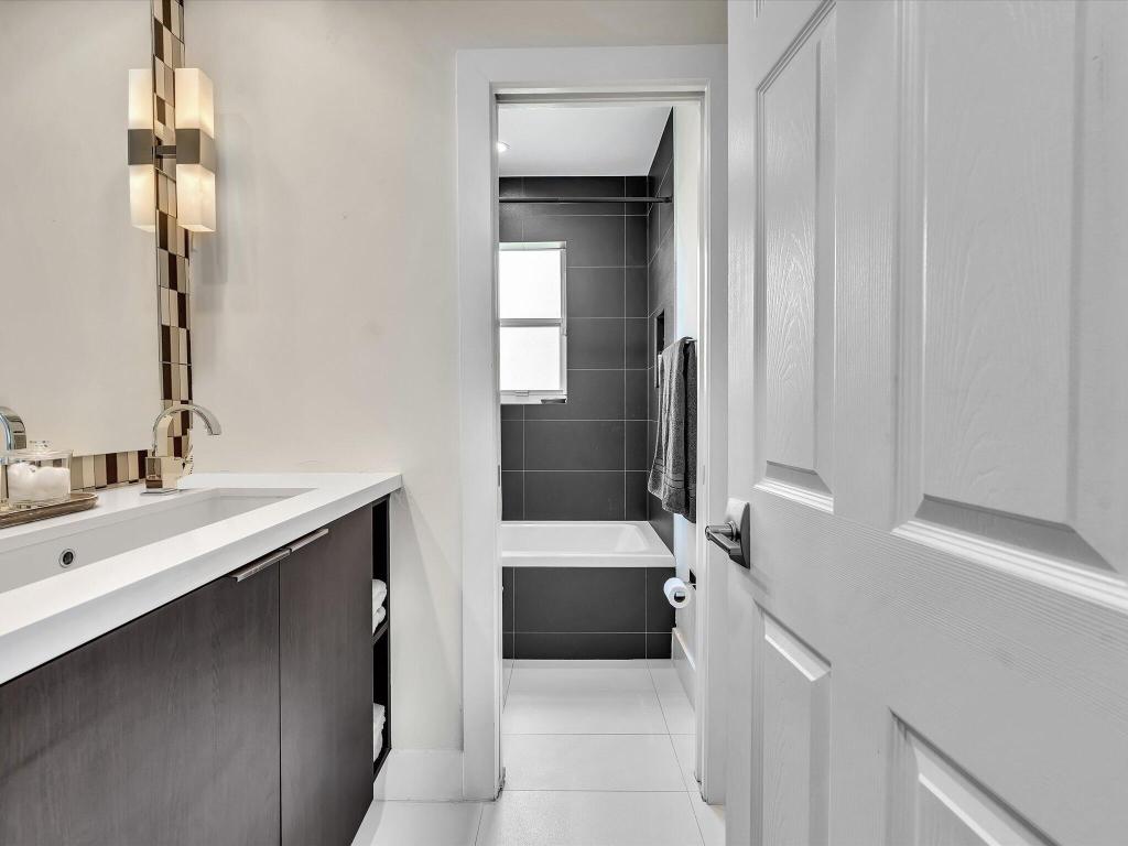 SILVER LAKES PH III PARCE - Residential