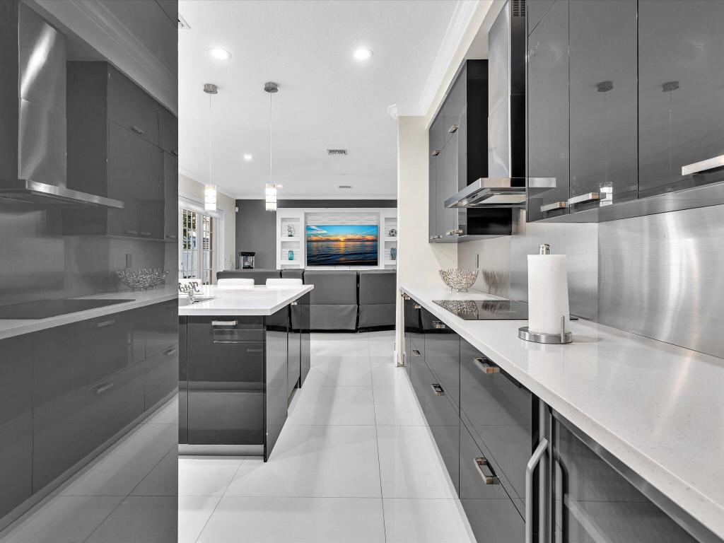 SILVER LAKES PH III PARCE - Residential