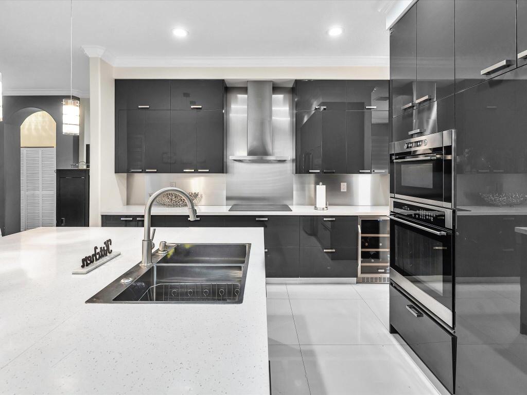 SILVER LAKES PH III PARCE - Residential