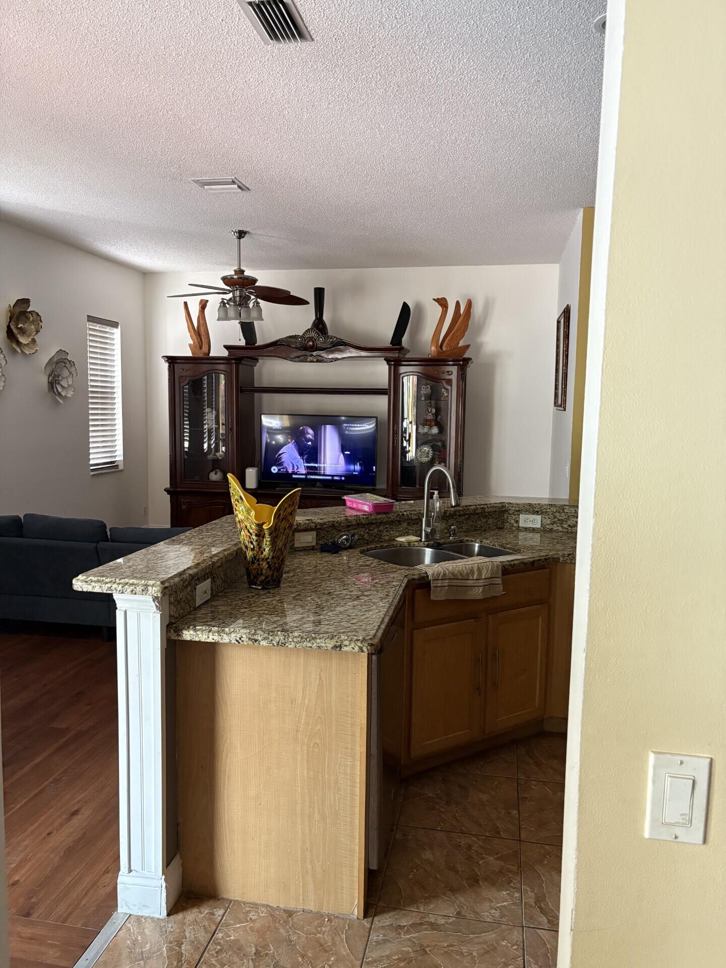 PORT ST LUCIE SECTION 44 - Residential Lease