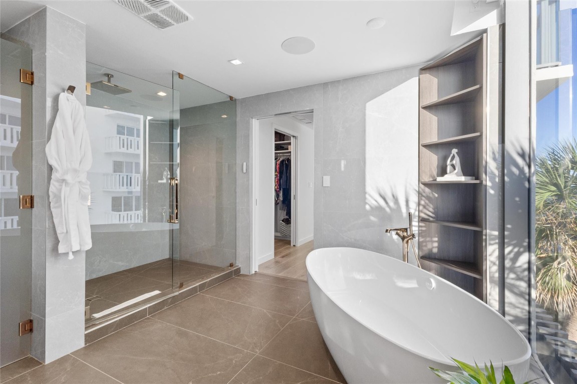 Solemar Condo - Residential