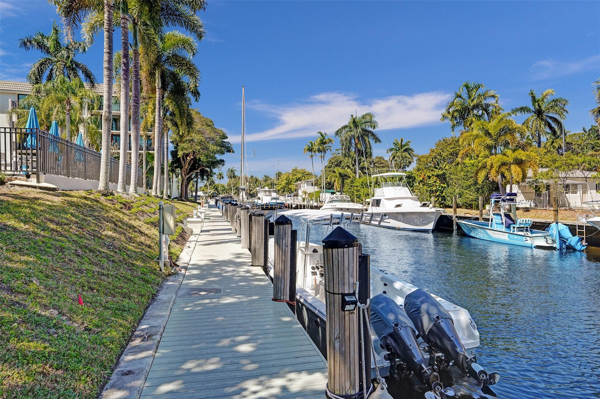 1101 River Reach Dr 310