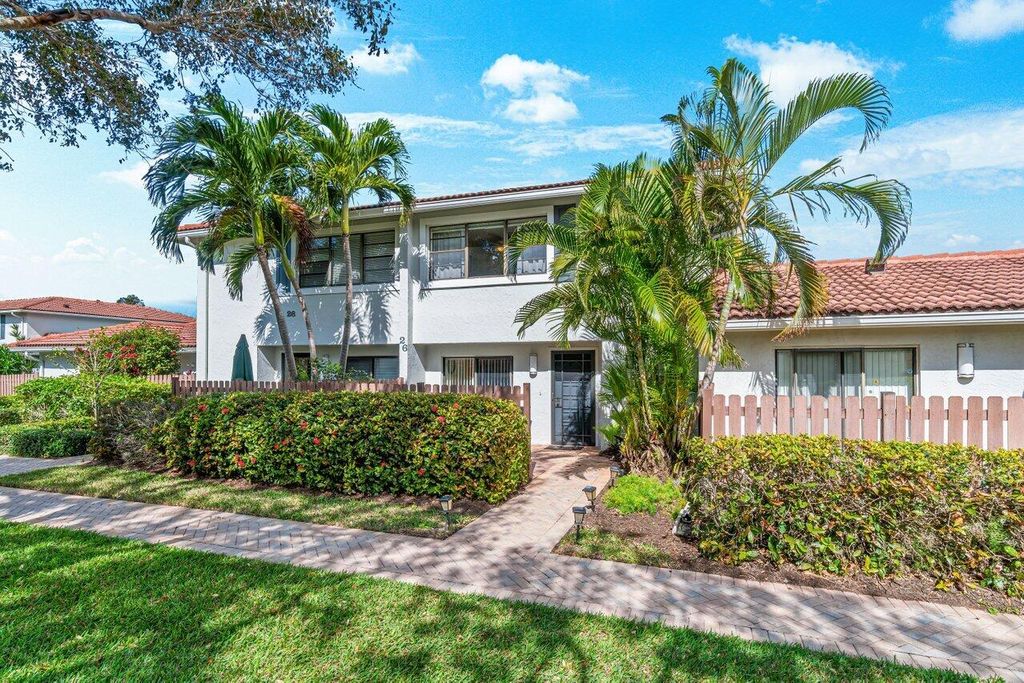 Photo of 26 Southport Lane #C, Boynton Beach, FL 33436 (MLS # R10958512)