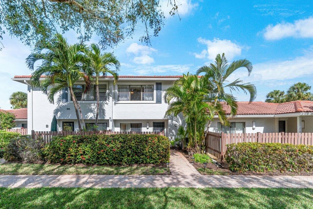 Photo of 26 Southport Lane #C, Boynton Beach, FL 33436 (MLS # R10958512)