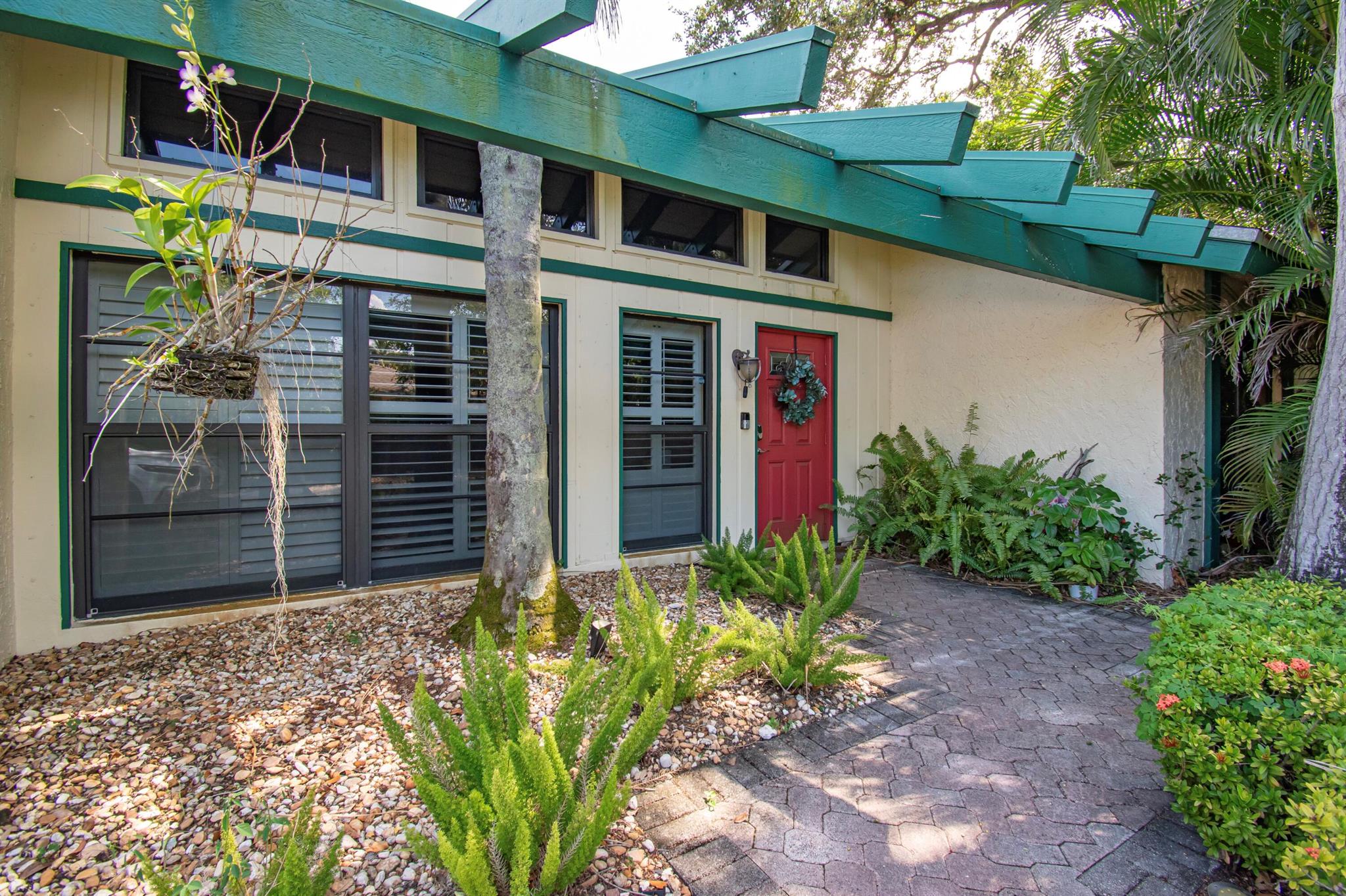 WELCOME TO THE DREAM HOUSE NO HOA FEES!Great for investors and AirB&B.Beautiful 3BD/2.5BA builder's model on an oversized 11,907 sq ft lot with over 2,000 sq ft of living space. Features include wood-beamed vaulted ceilings, sunken living room, remodeled kitchen & baths, hurricane-impact windows/doors, and inside laundry.Enjoy a clover-shaped pool with brick patio, L-shaped awning, and total backyard privacy. Screened-in patio, family room off kitchen, and extra parking for RV or boat.Located in a quiet, sidewalk-lined neighborhood near a local park--a hidden gem in Fort Lauderdale! OPEN HOUSE 09-10AUG/ 02:00 TO 04:00PM📍 Call today for a private showing!