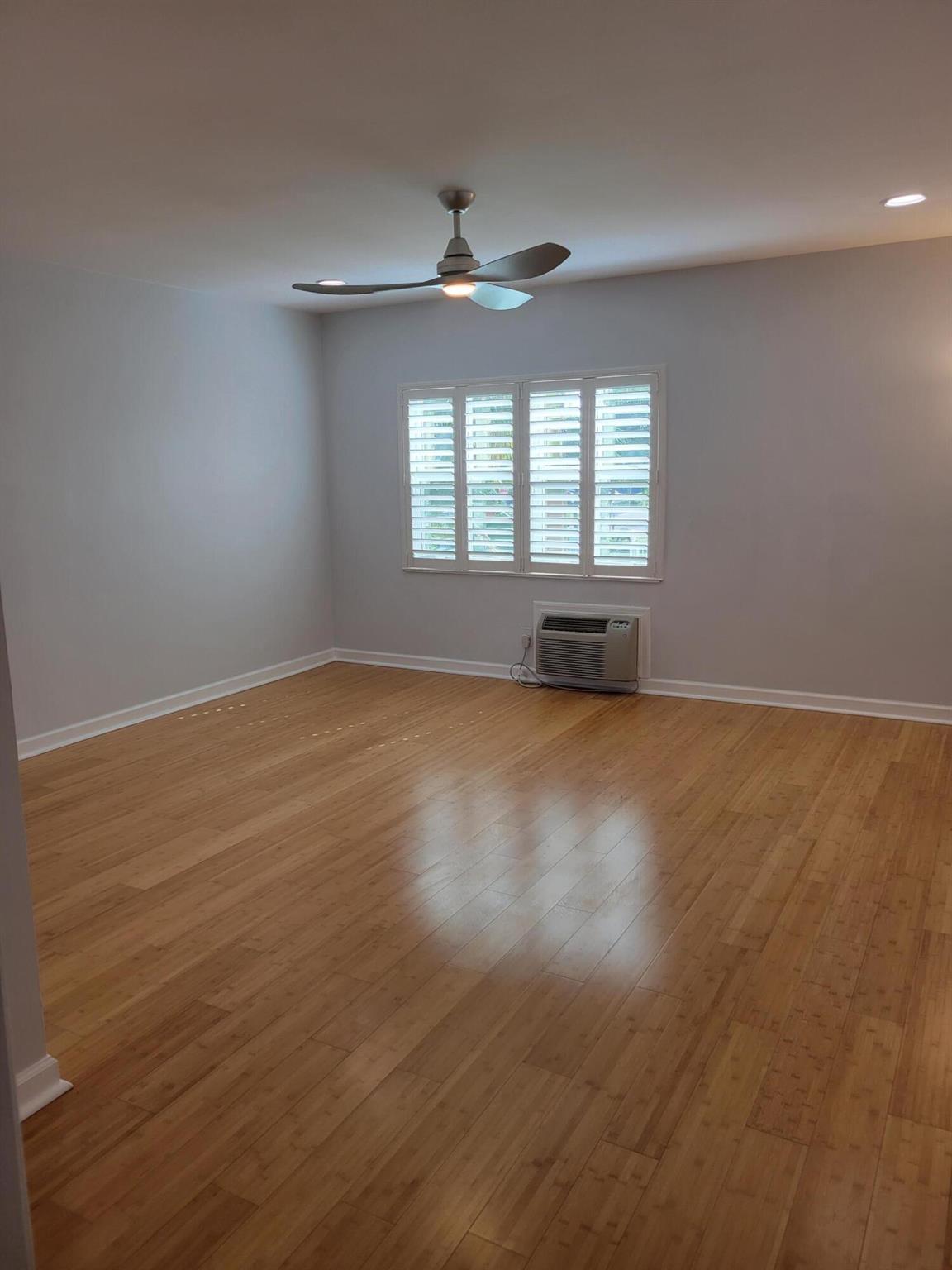 GULFSTREAM CONDO - Residential Lease