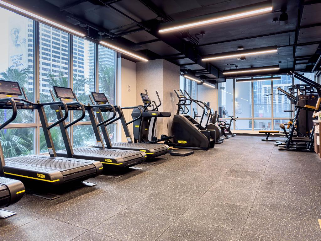 227 NE 2ND STREET CONDO - Residential