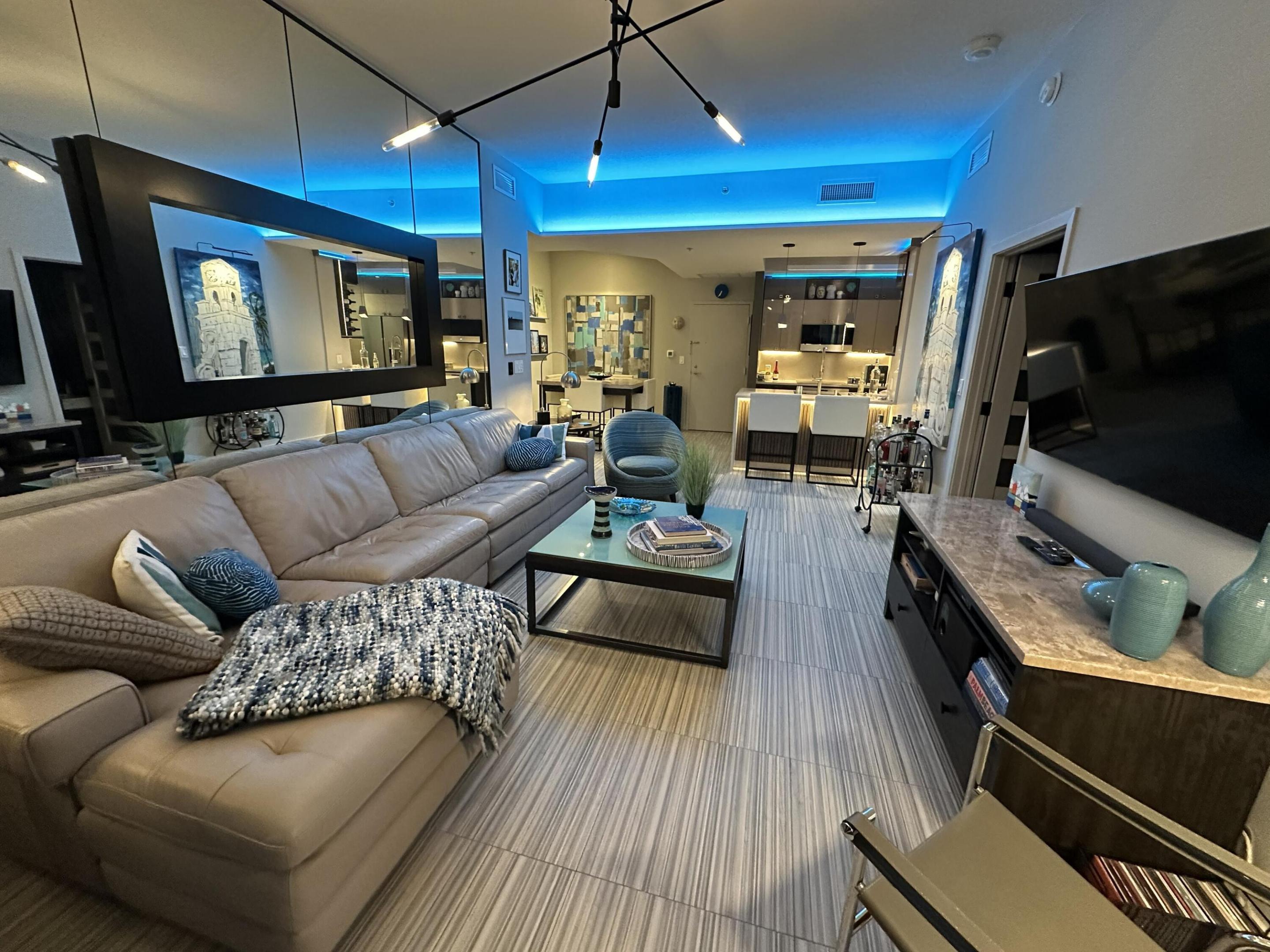 1551 N Flagler Drive LPH-16