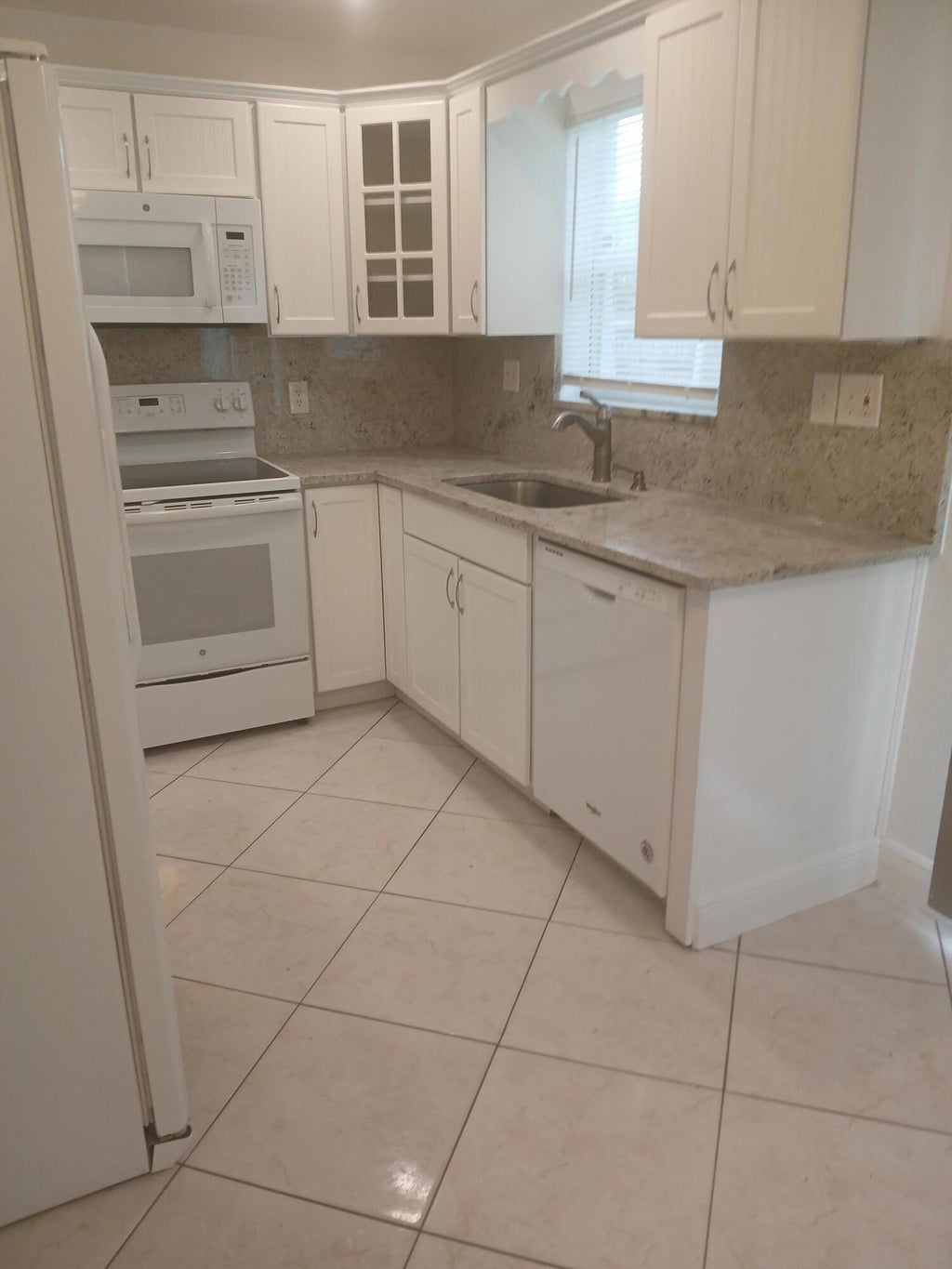 Photo of 4289 S MARY Circle, Palm Beach Gardens, FL 33410 (MLS # B26053972)