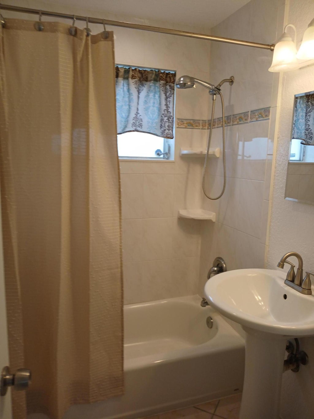 Photo of 4289 S MARY Circle, Palm Beach Gardens, FL 33410 (MLS # B26053972)