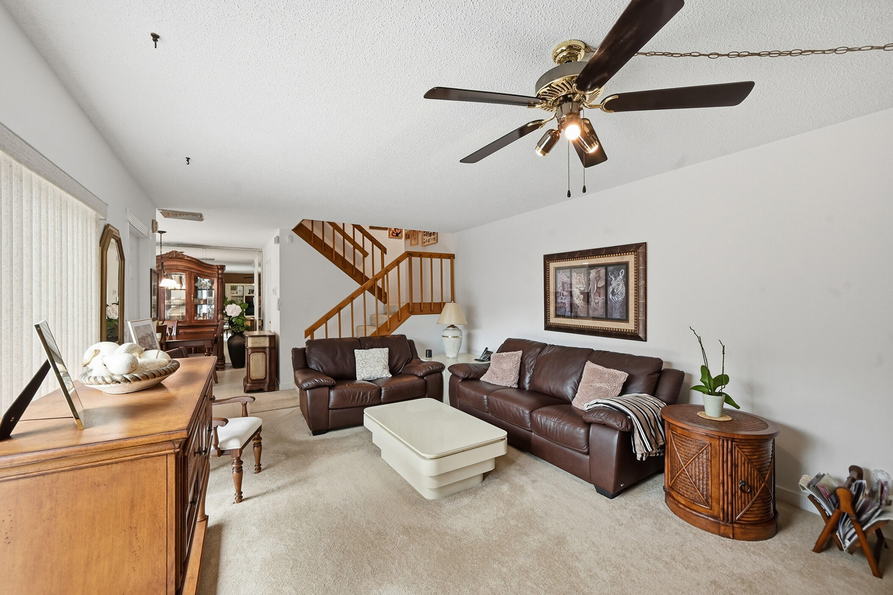 LAKESIDE - Residential