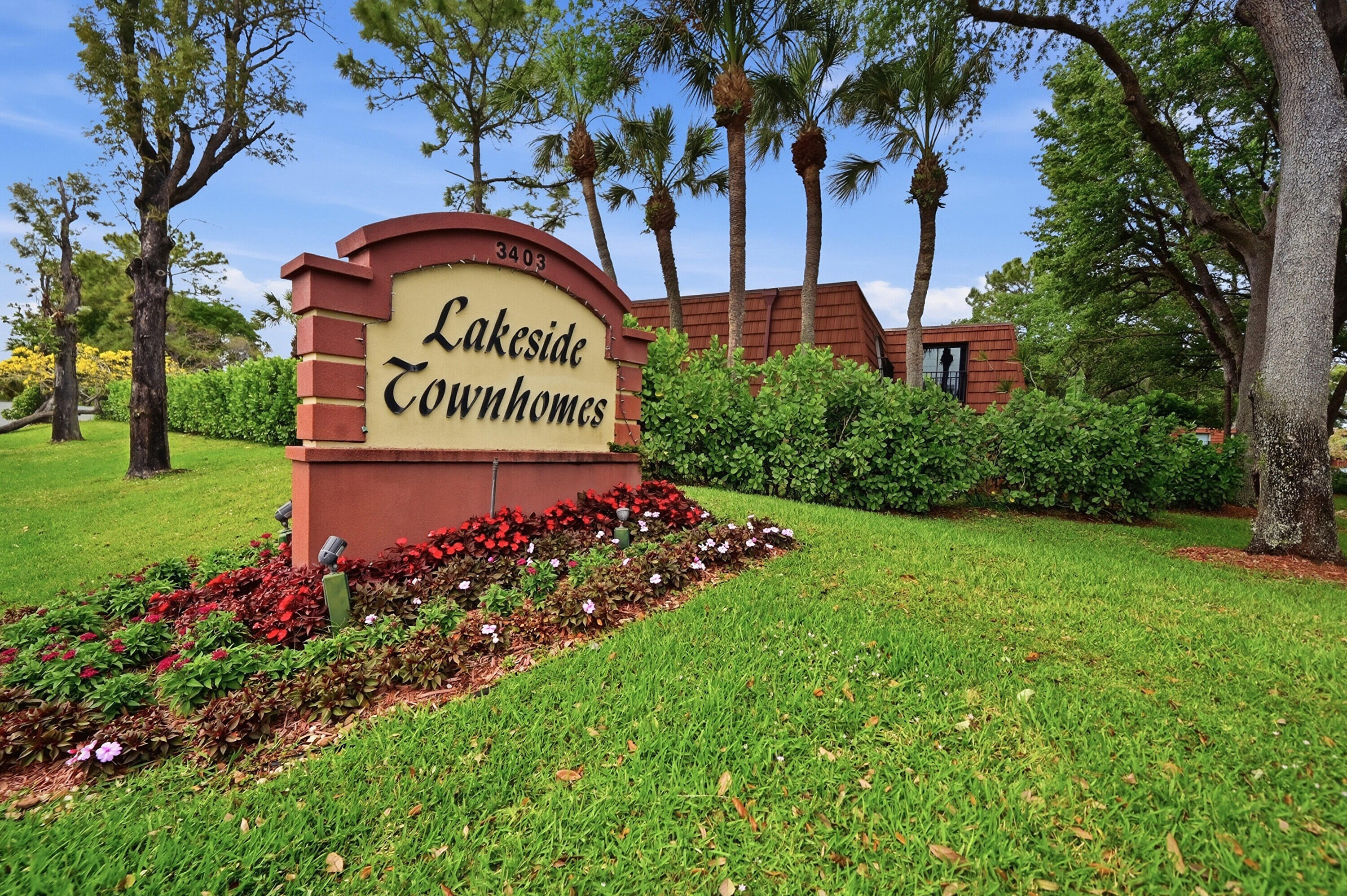 LAKESIDE - Residential