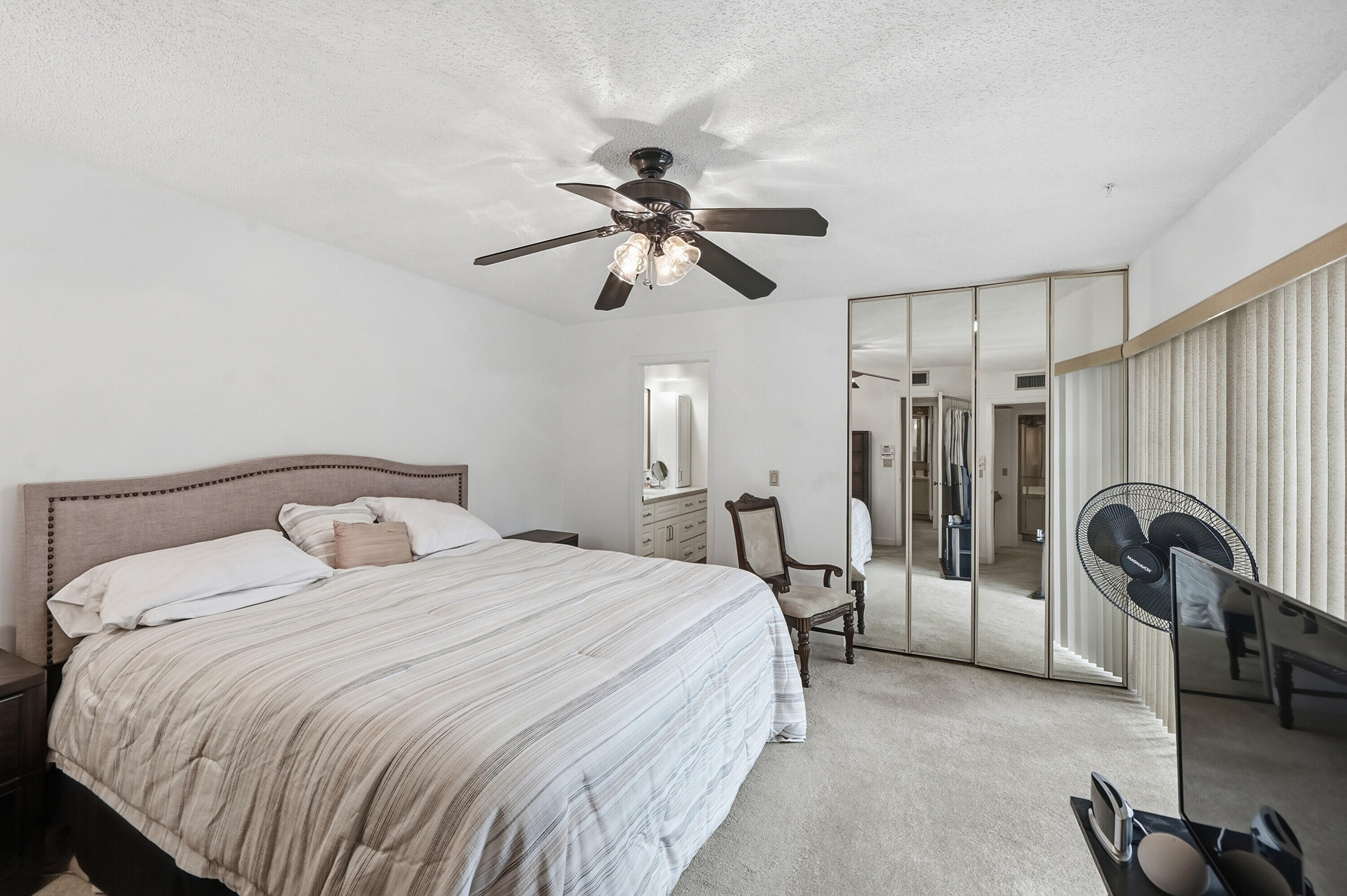 LAKESIDE - Residential