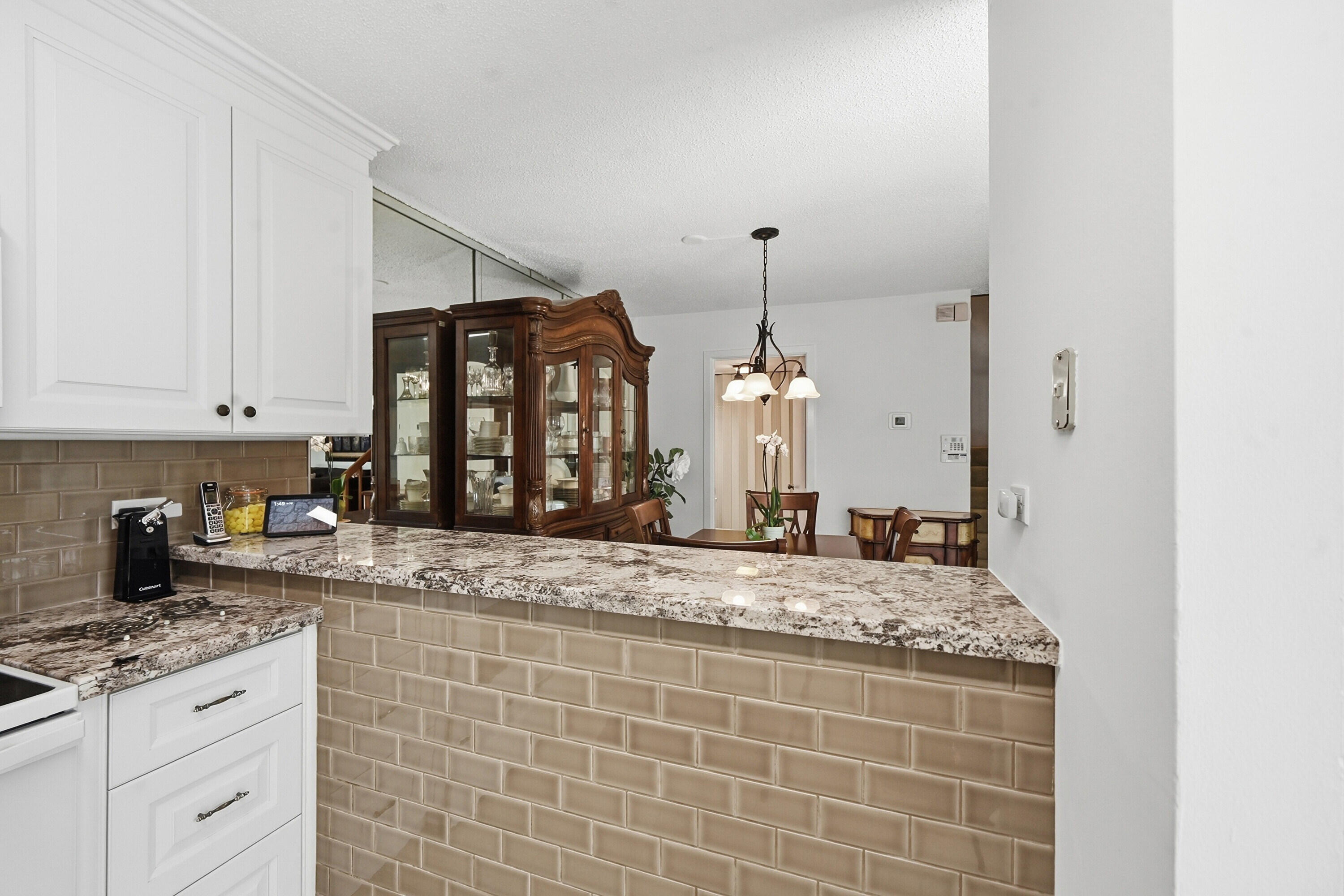 LAKESIDE - Residential