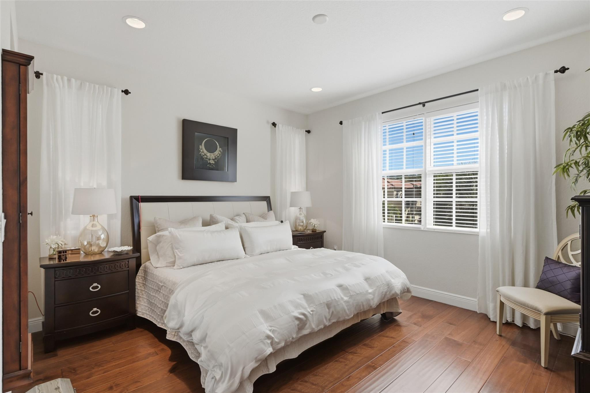 Julia Gardens - Residential