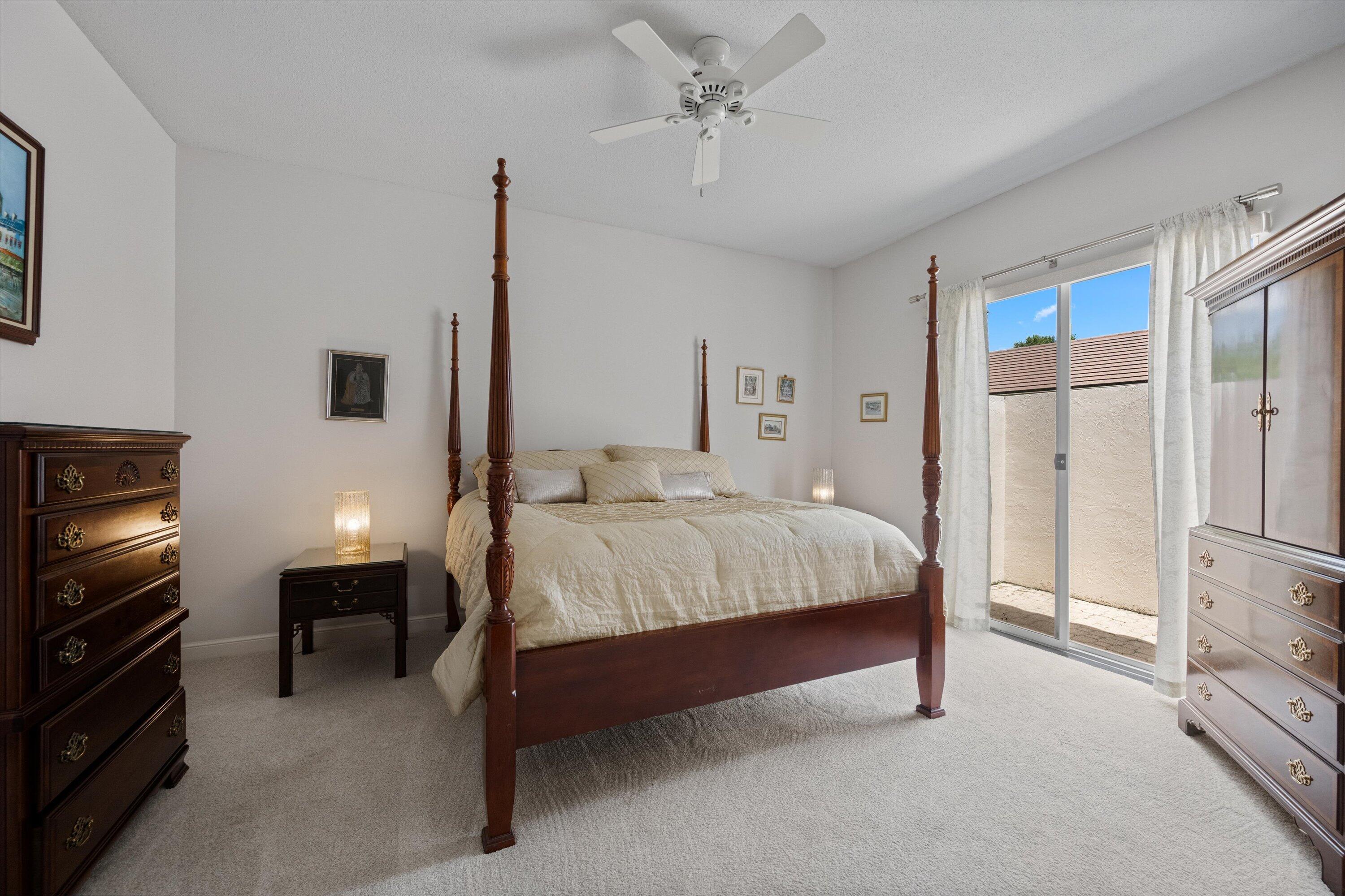 BREAKERS WEST/The Estates - Residential