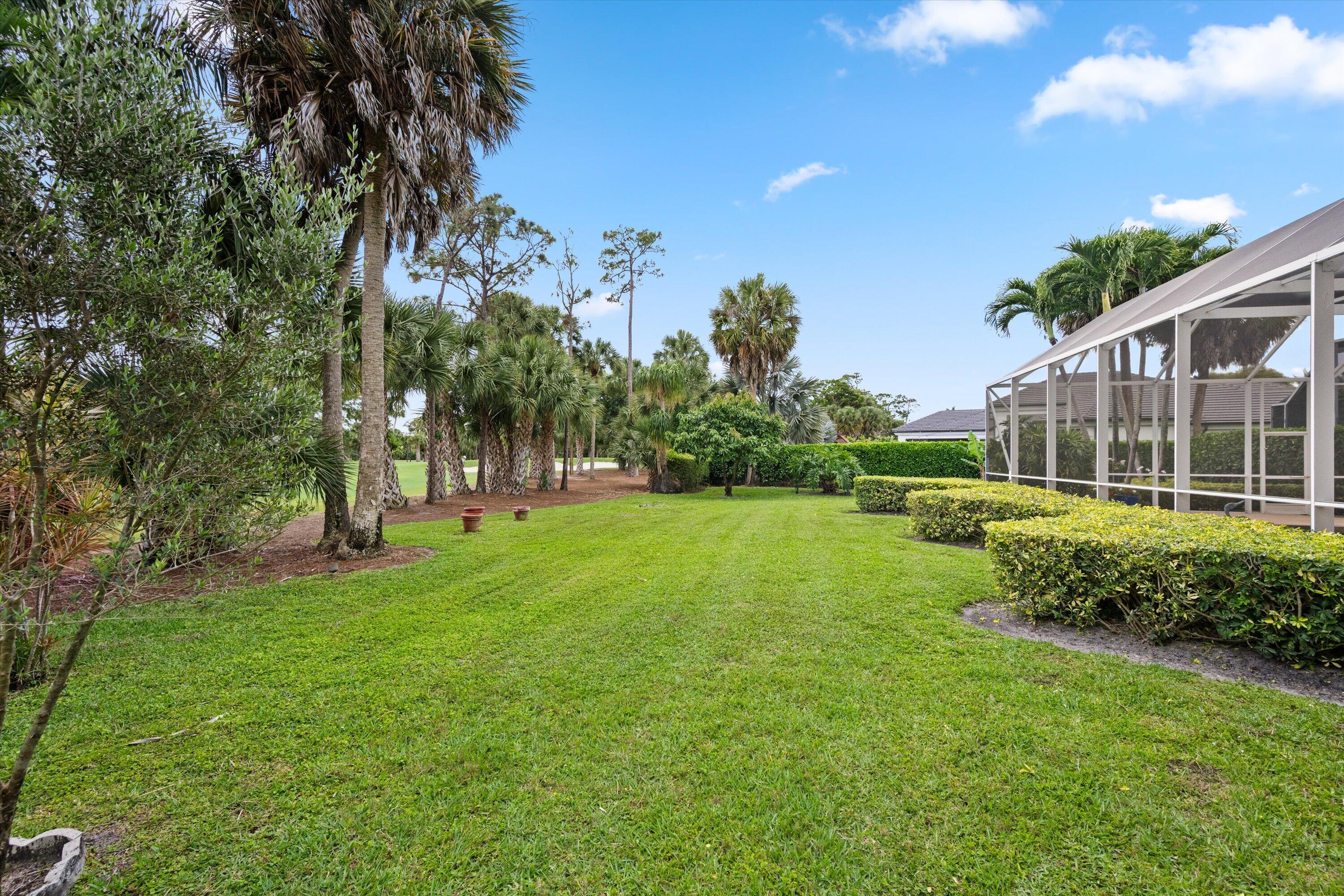 BREAKERS WEST/The Estates - Residential