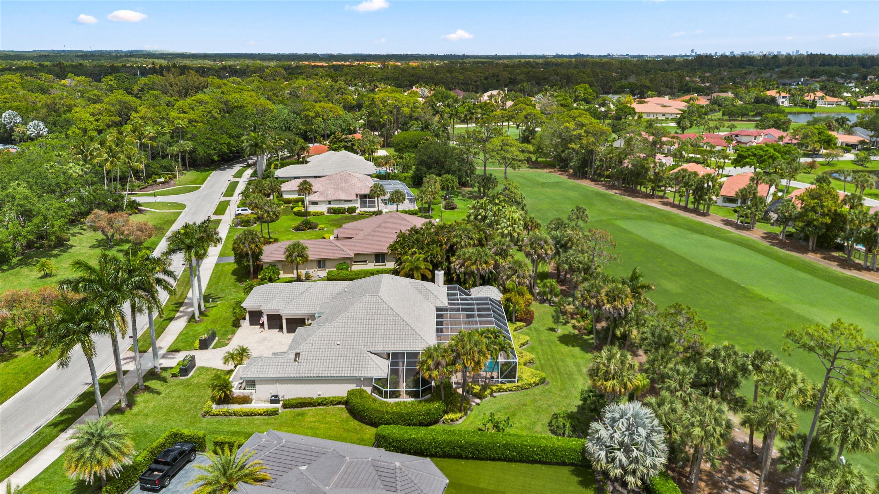 BREAKERS WEST/The Estates - Residential