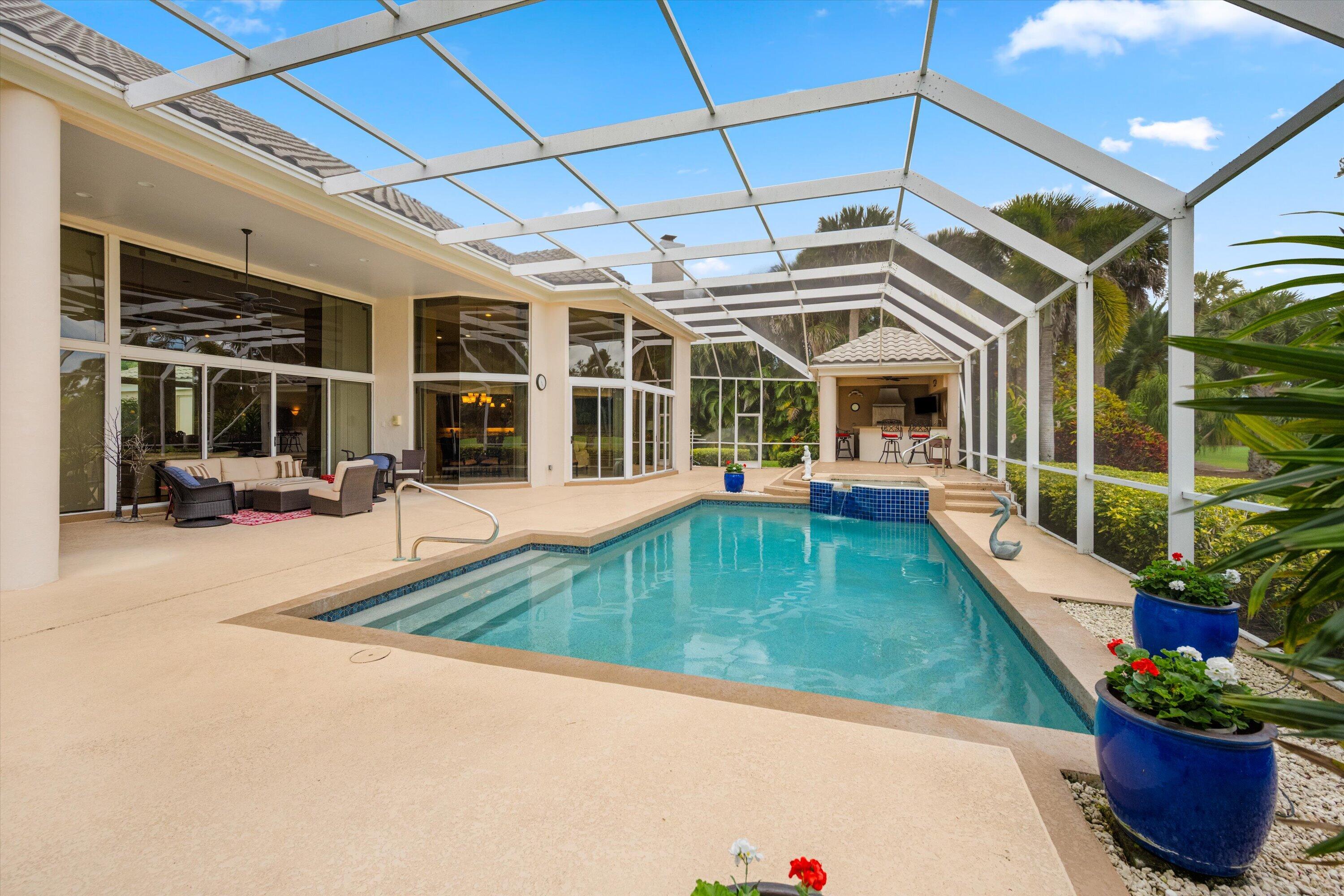 BREAKERS WEST/The Estates - Residential