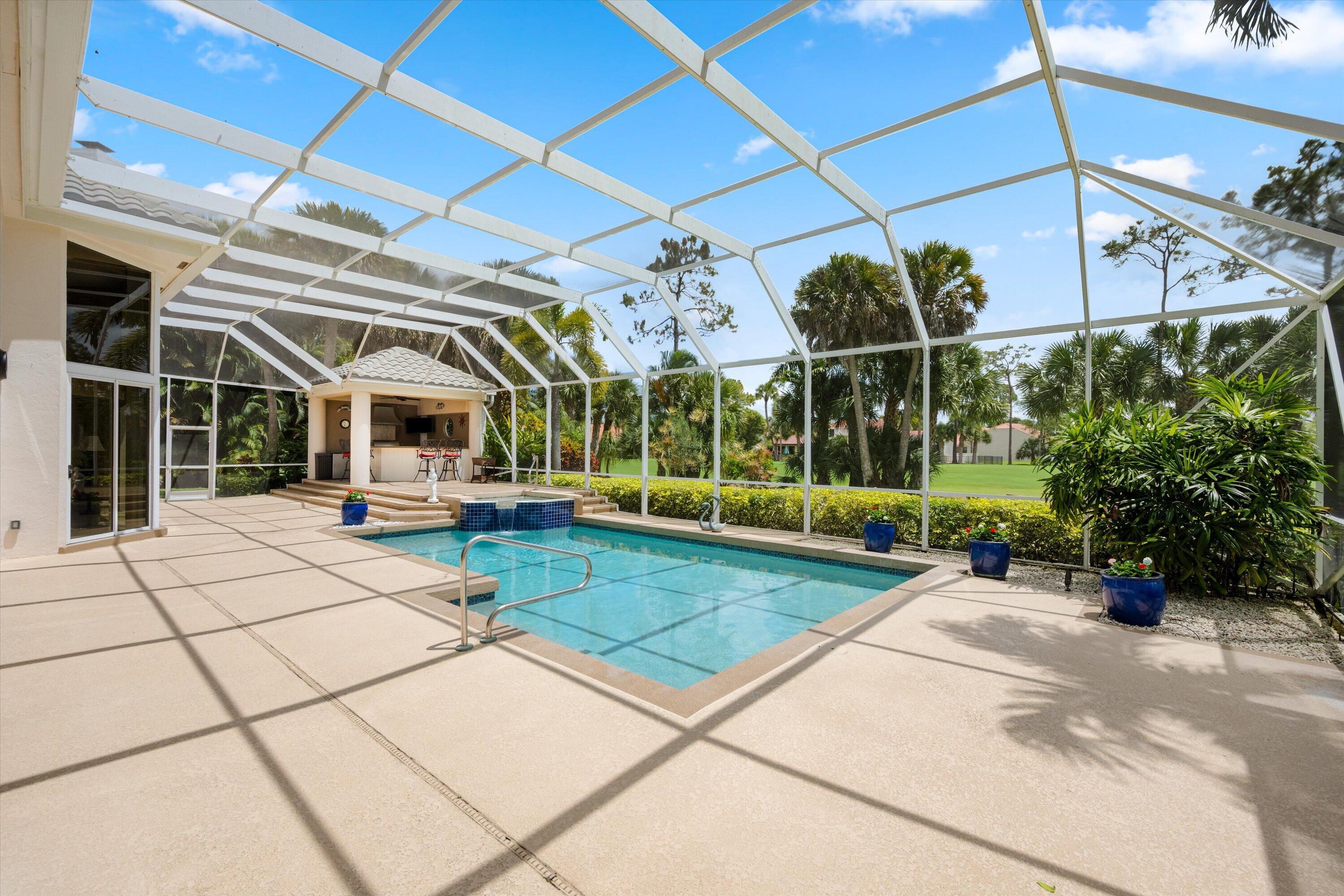 BREAKERS WEST/The Estates - Residential