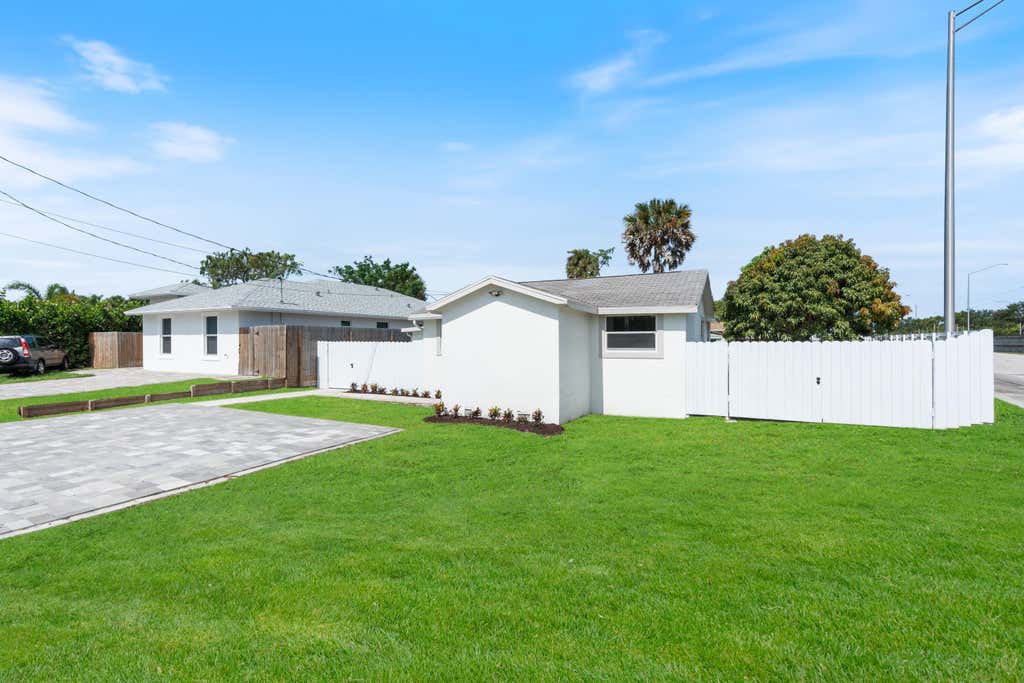 Photo of 88 3rd Street, West Palm Beach, FL 33413 (MLS # R11098346)