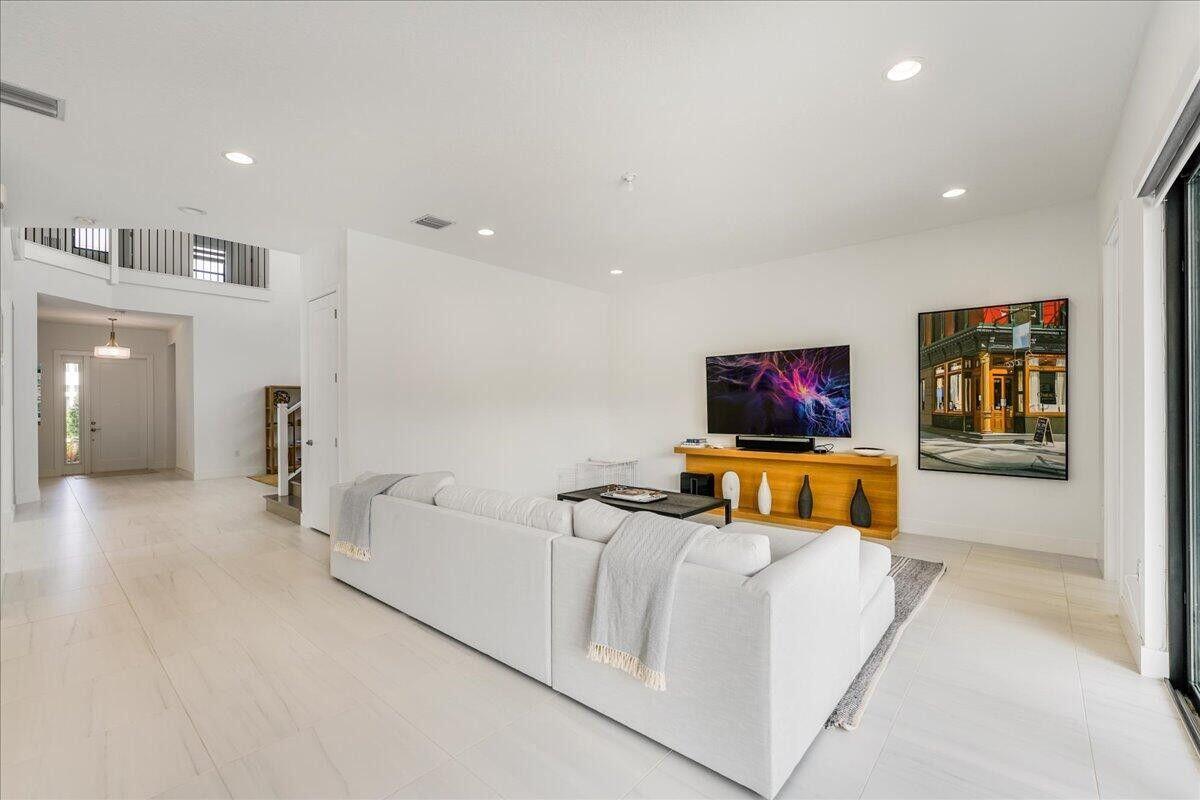 BRIDGES MIZNER PUD BRIDGE - Residential Lease