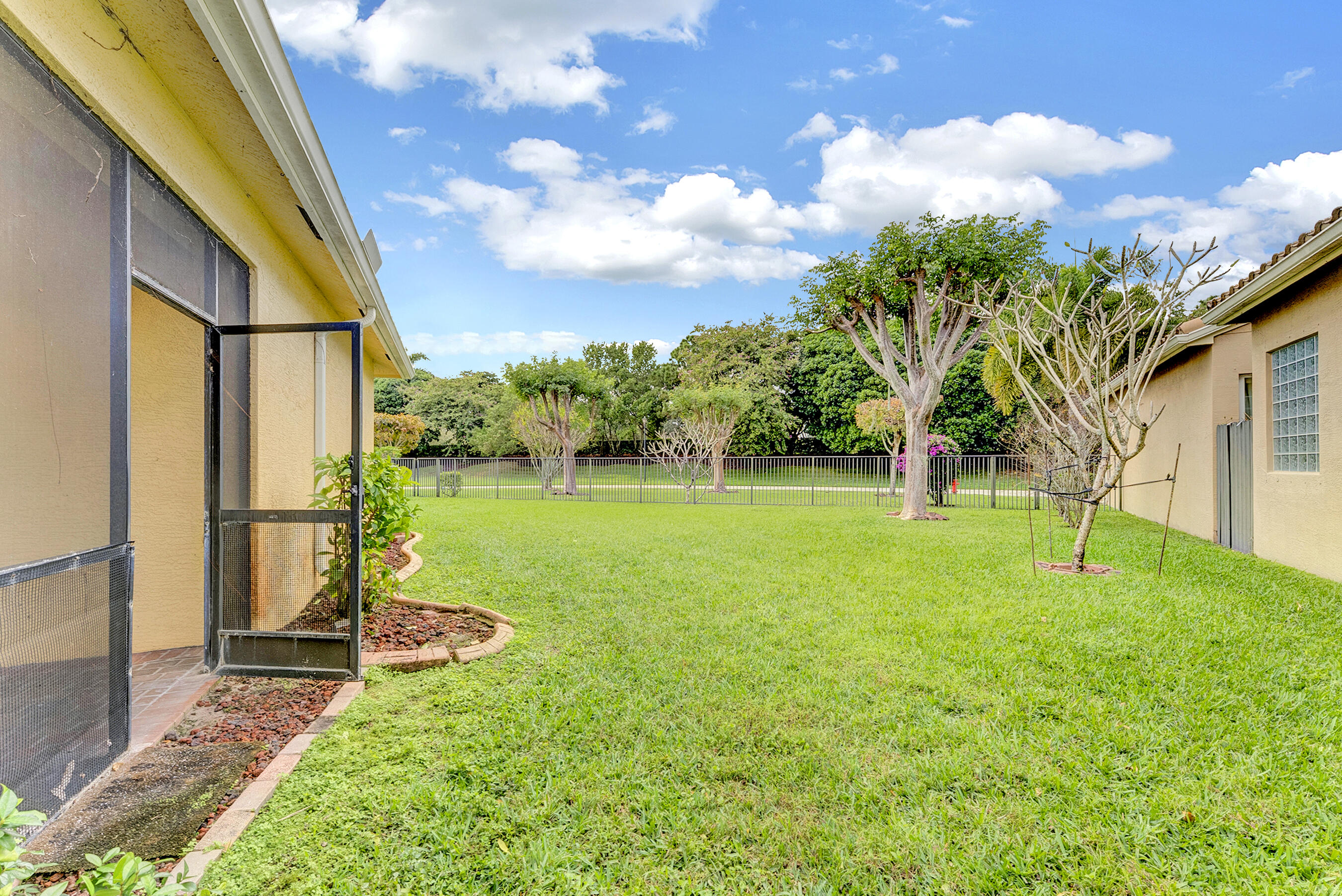 TRAILS AT CANYON 3 - Residential