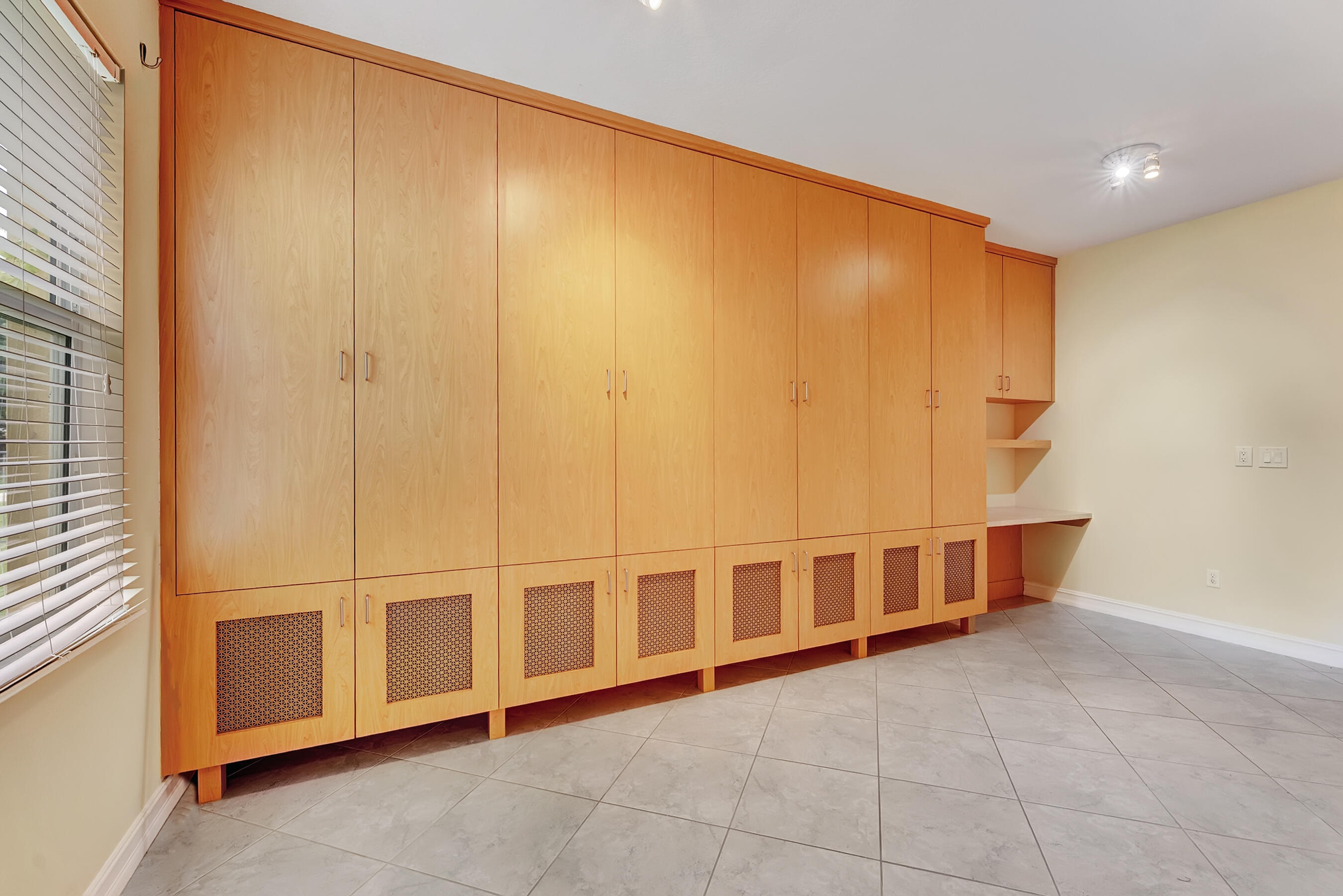 TRAILS AT CANYON 3 - Residential