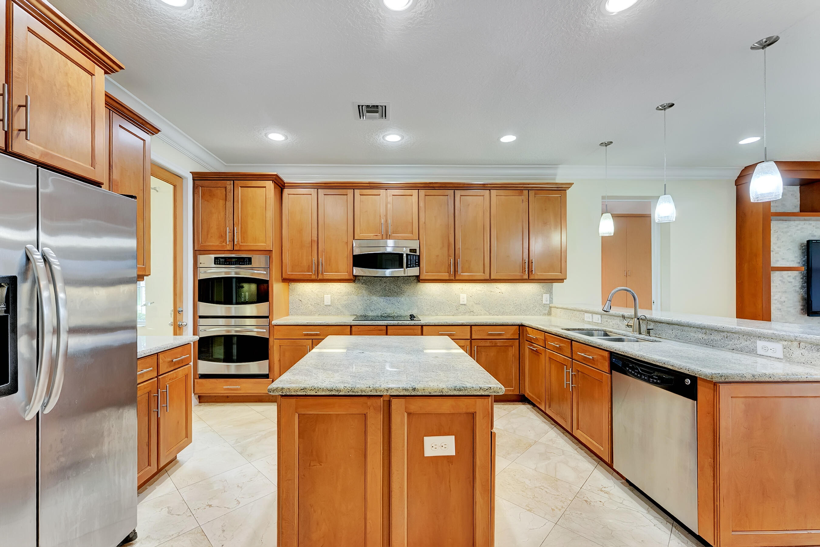 TRAILS AT CANYON 3 - Residential