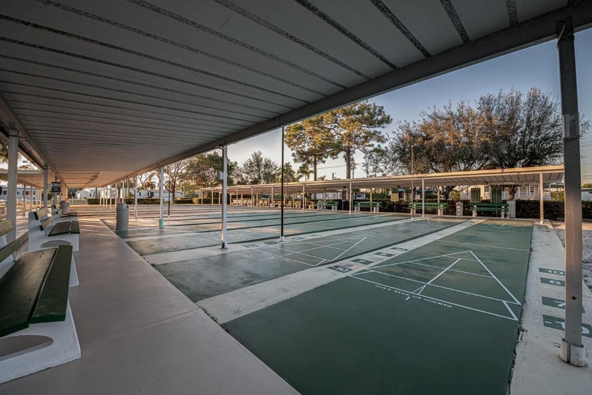 SEA MEADOWS - Residential