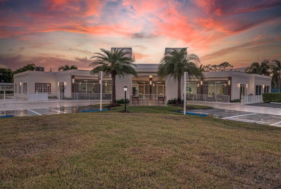 SEA MEADOWS - Residential