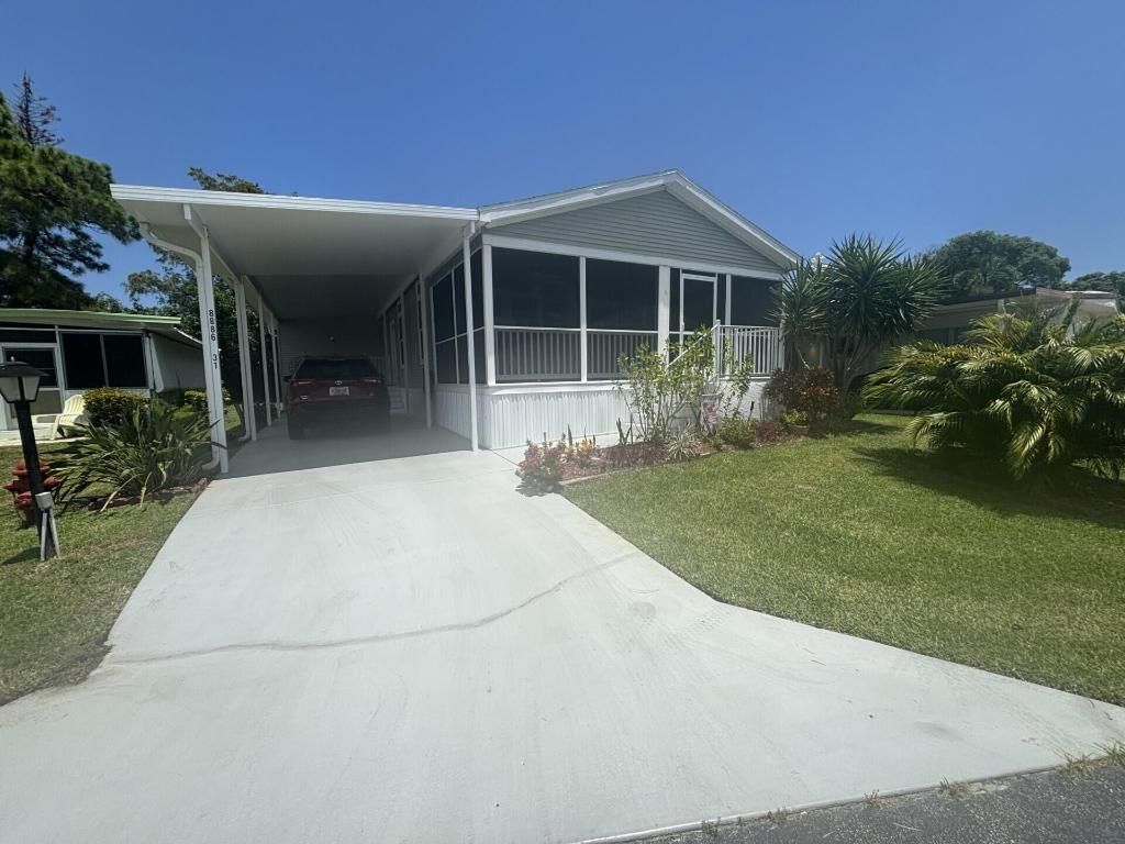 Photo of 8886 Princess Donna Court, E-31 Ct, Boynton Beach, FL 33436 (MLS # R11112867)